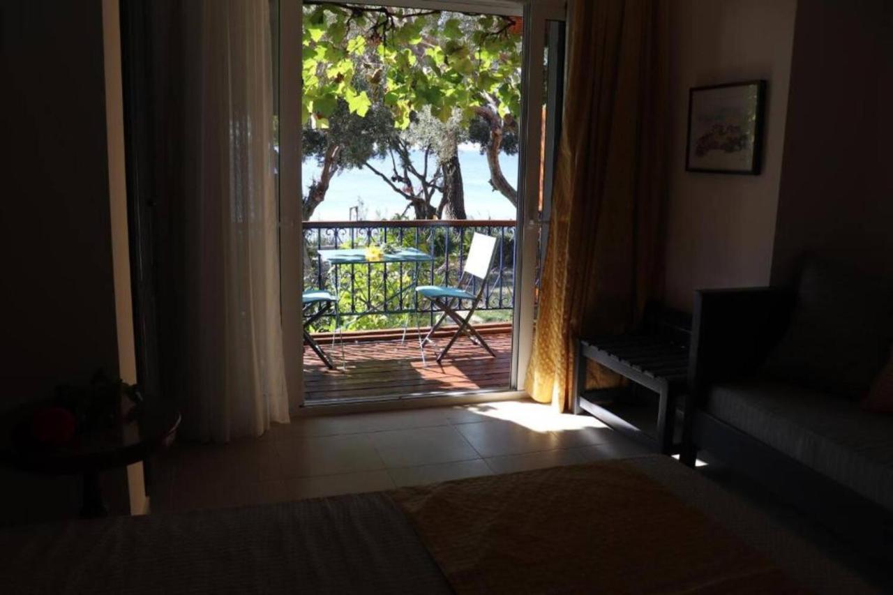 Mathesi Apartment Balcony 엘리아 외부 사진