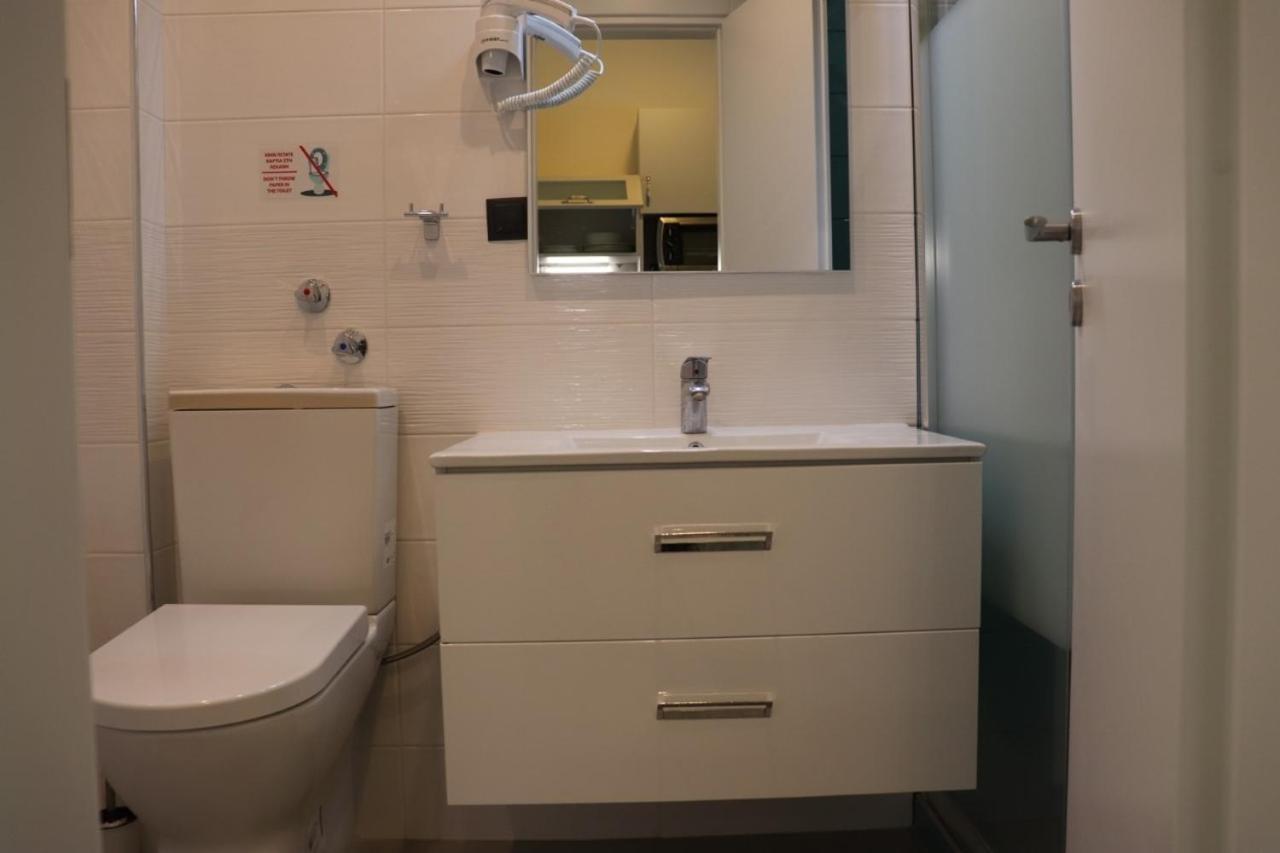 Mathesi Apartment Balcony 엘리아 외부 사진