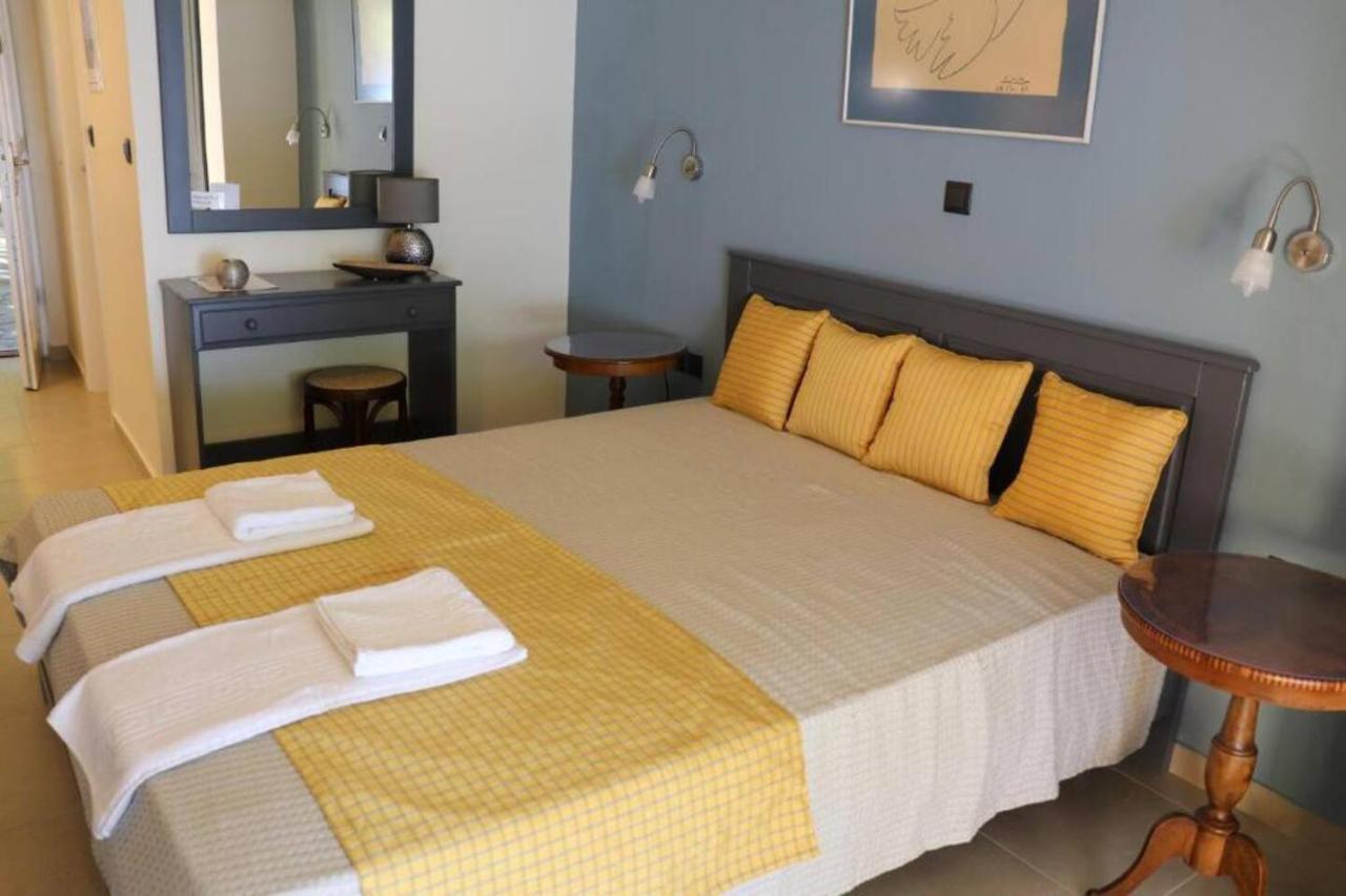 Mathesi Apartment Balcony 엘리아 외부 사진